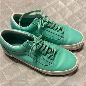 Mint Green / Acqua Leather Low-Top Sneakers